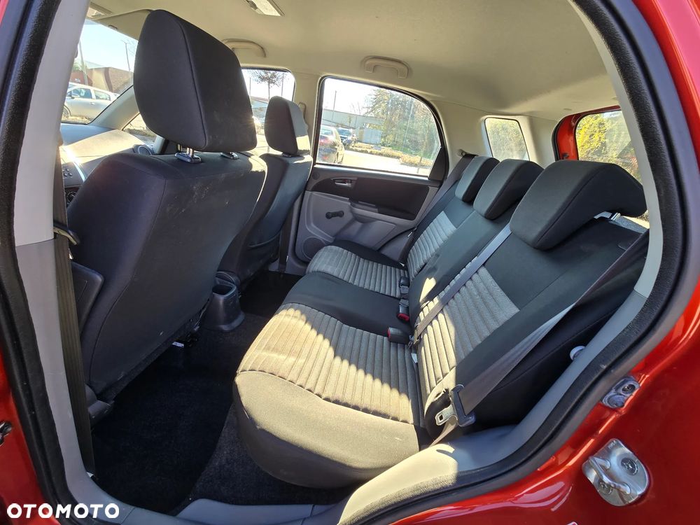 Suzuki SX4 2.0 DDiS 4x4 Limited - 14