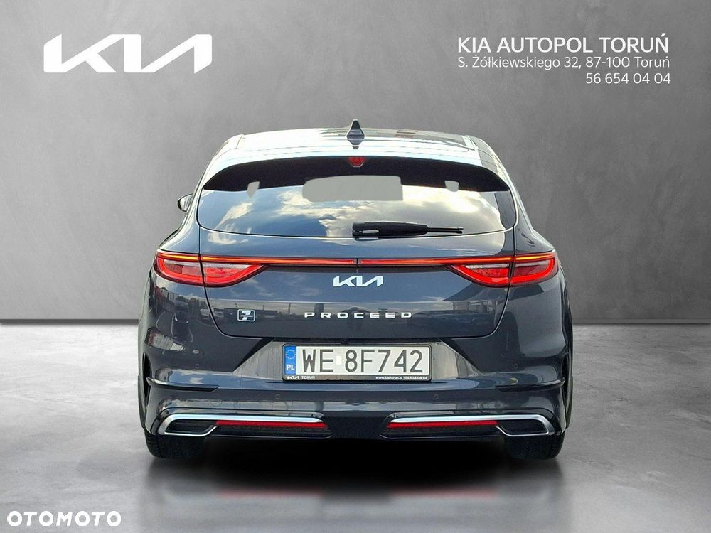 Kia ProCeed 1.5 T-GDI GT Line - 4