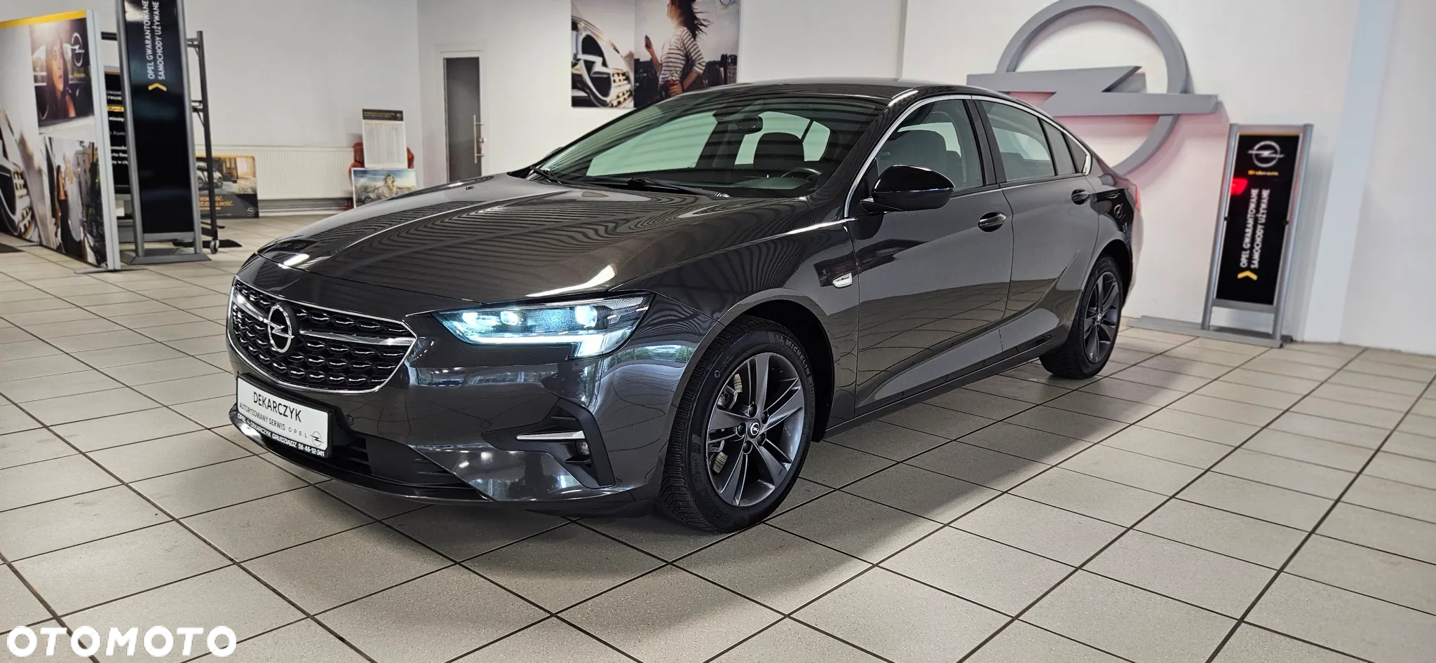 Opel Insignia 2.0 CDTI Elegance S&S - 4