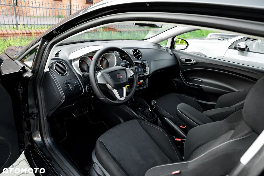 Seat Ibiza 1.6 16V Sport Edition - 17