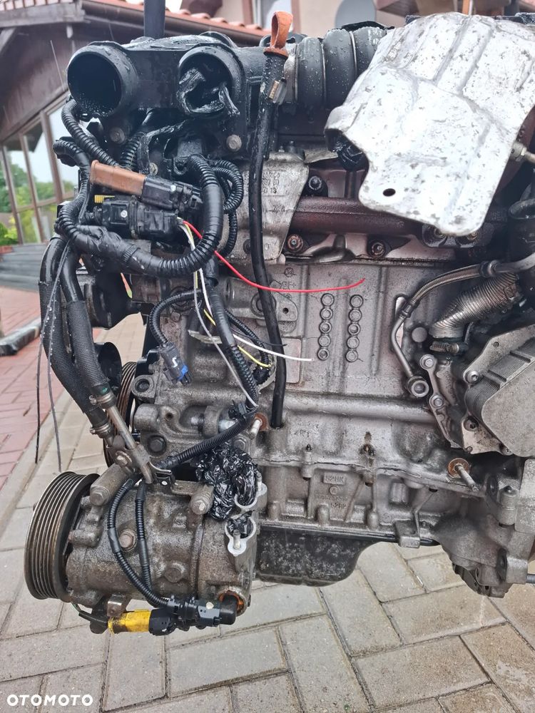 Silnik Peugeot Partner 1.6 e HDI 75 KM - 11