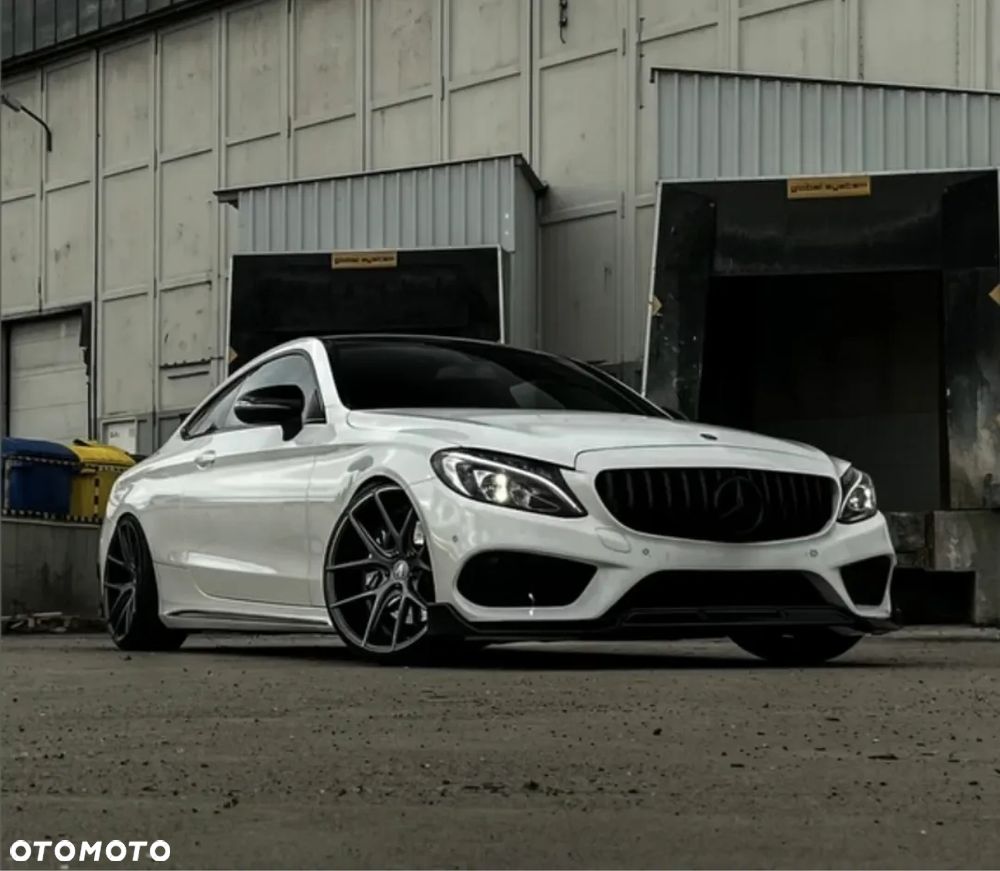 Mercedes-Benz Klasa C 300 9G-TRONIC - 7