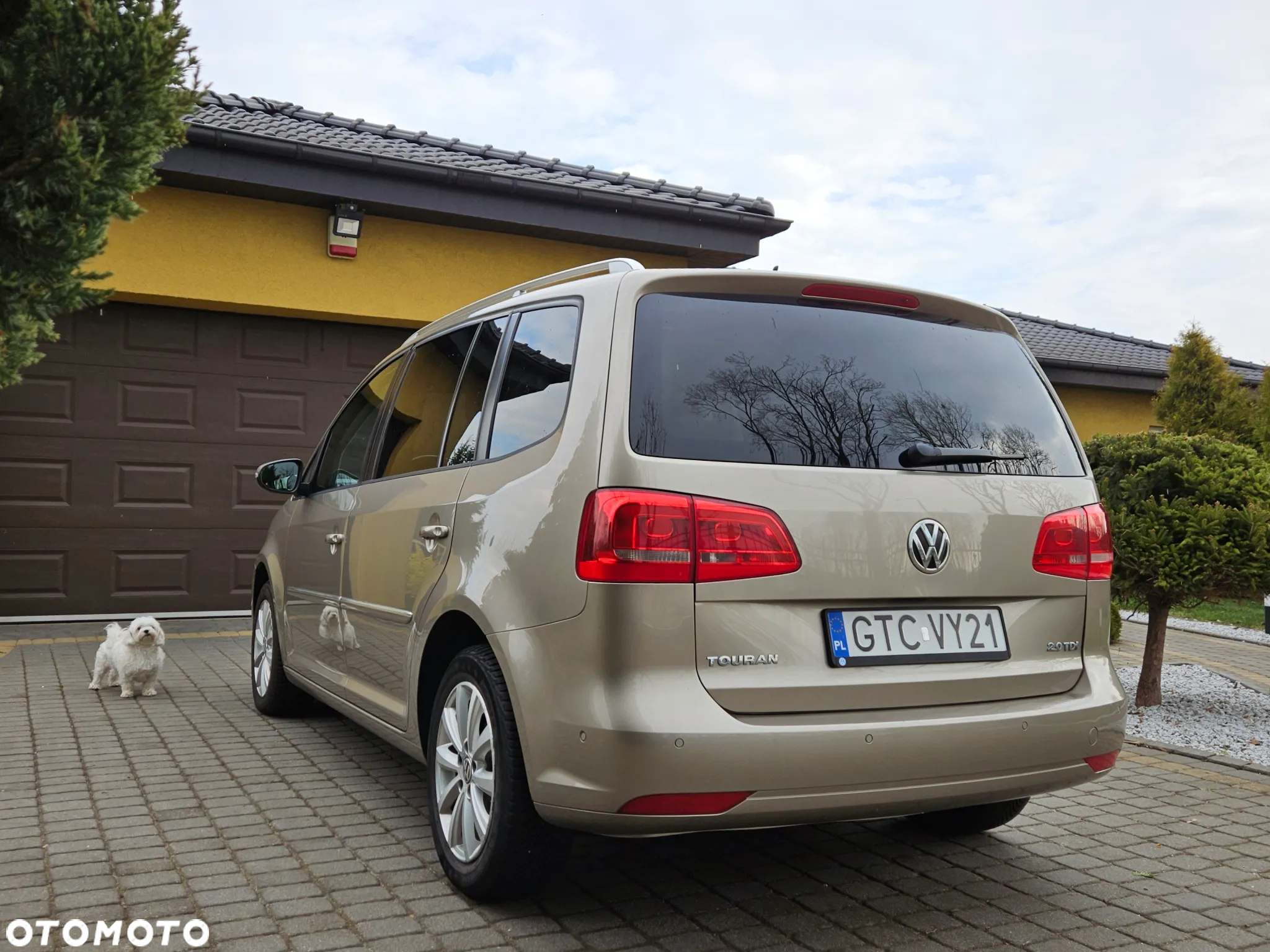 Volkswagen Touran 2.0 TDI DPF Highline DSG - 12