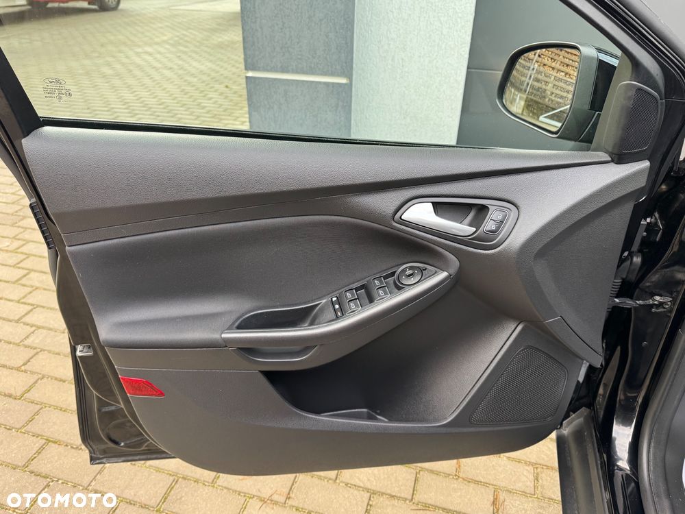 Ford Focus 1.5 EcoBoost Start-Stopp-System Titanium - 28