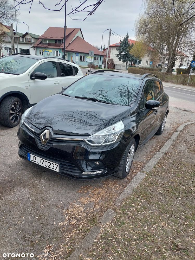 Renault Clio - 1