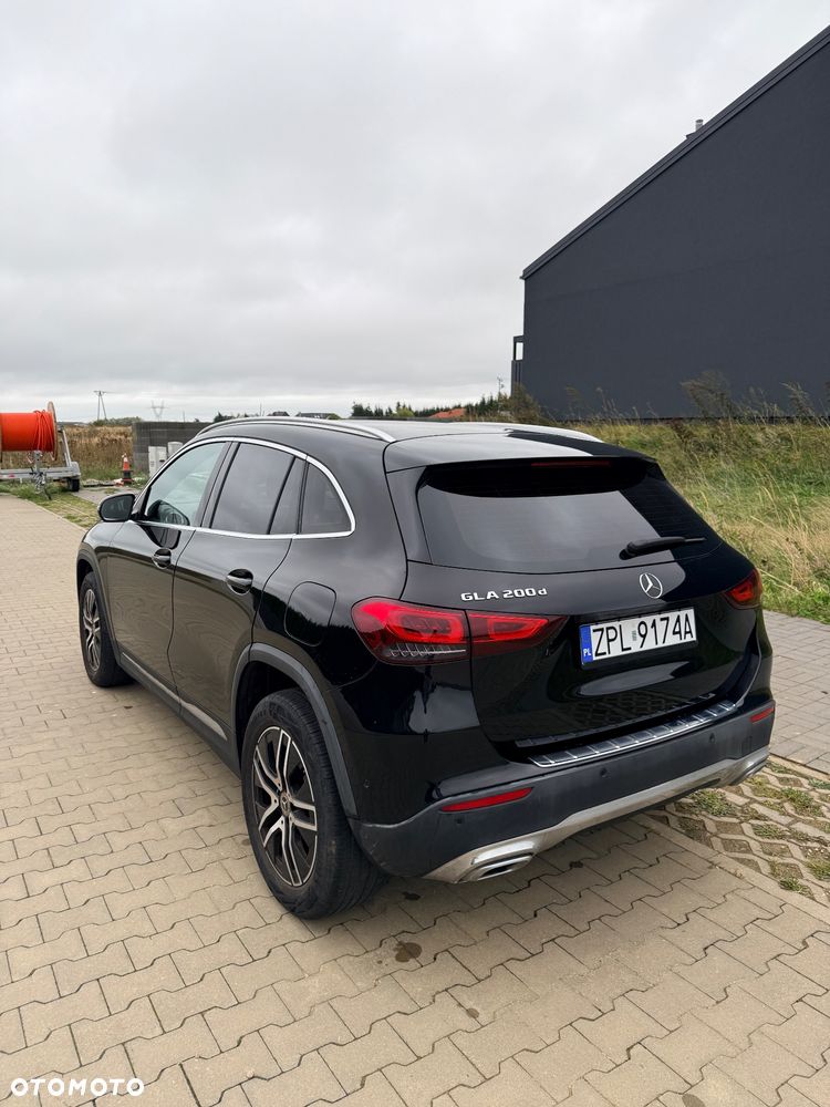 Mercedes-Benz GLA 200 d 8G-DCT Progressive - 8