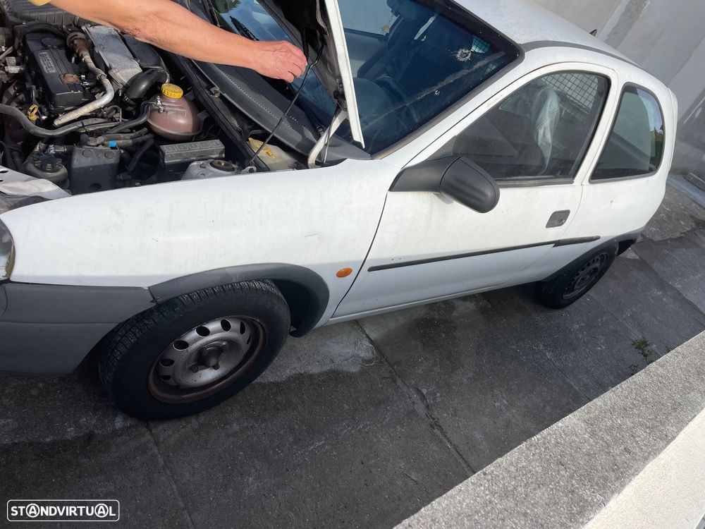 Opel Corsa - 3