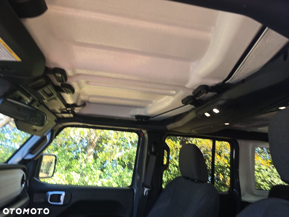 Jeep Wrangler Unlimited 2.0 Turbo PHEV 4xe Sahara - 16