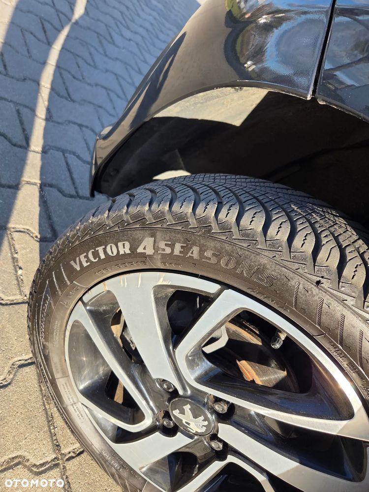 Peugeot 108 VTI 68 STOP&START Top Allure - 29