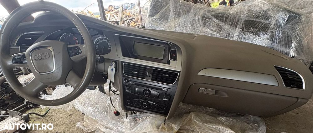 Plansa bord Audi A4 B8 2016 2.0 TDI  interior gri - 2