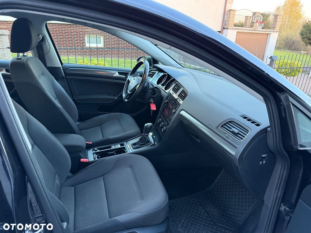 Volkswagen Golf 1.5 TSI BlueMotion ACT DSG Highline - 15
