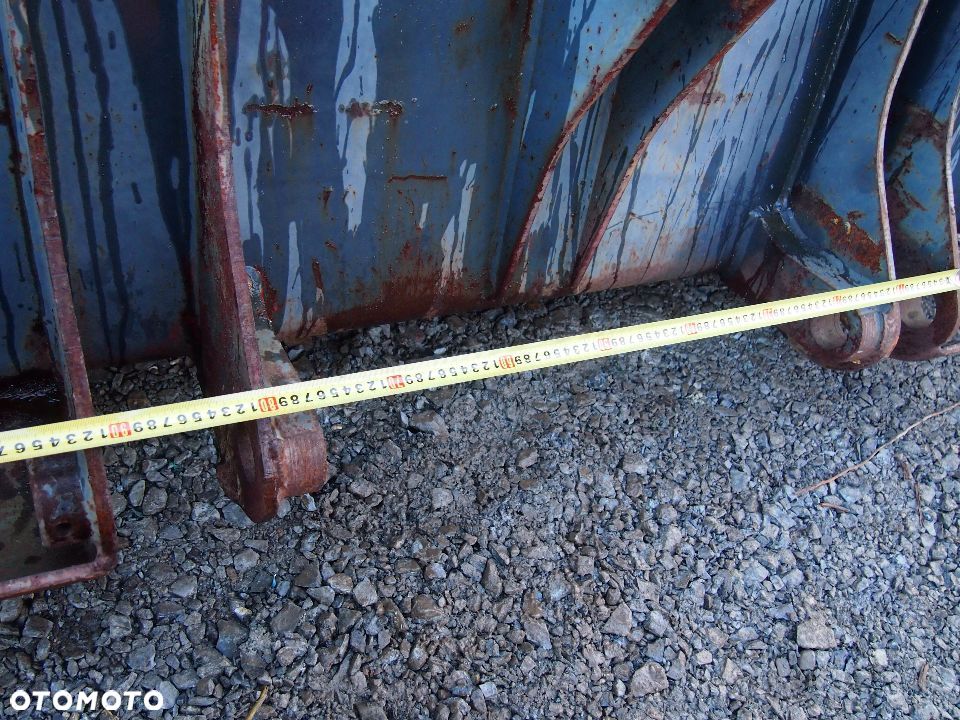 Łyżka do ładowarki otwierana hydraulicznie 2,1m - 9