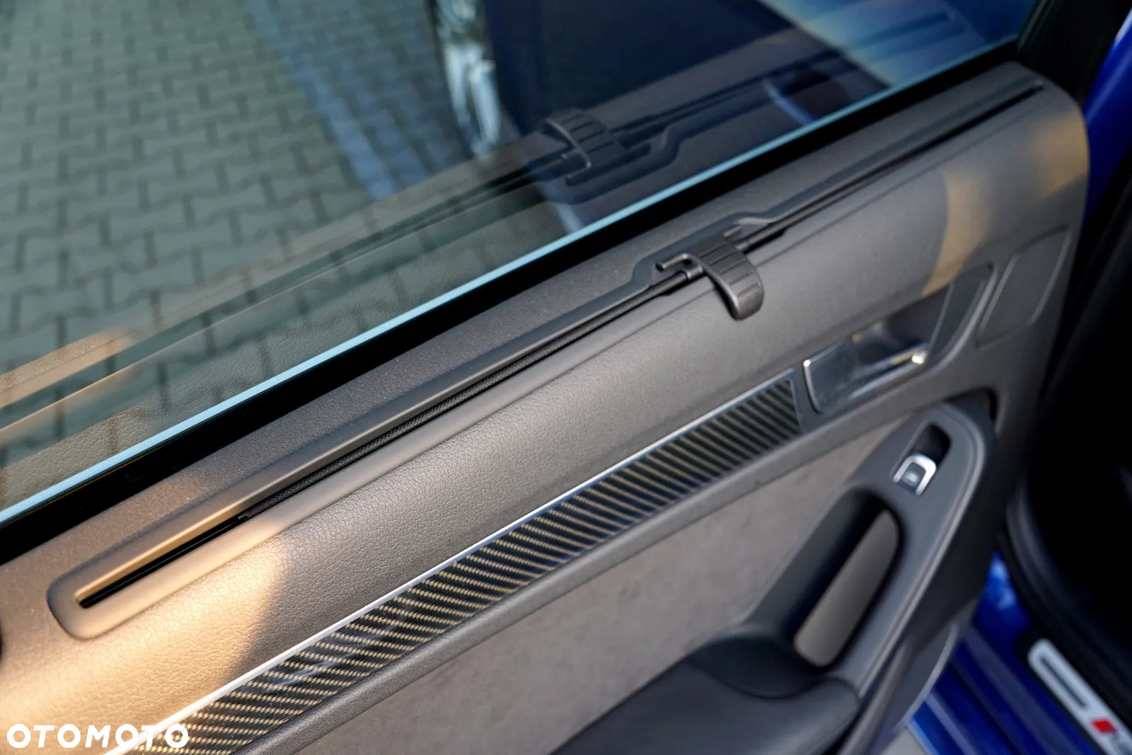 Audi RS4 Standard - 24