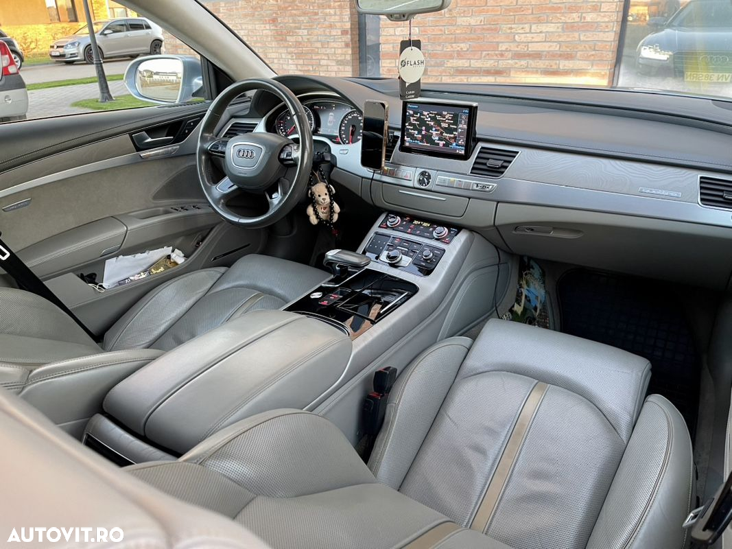 Audi A8 - 14