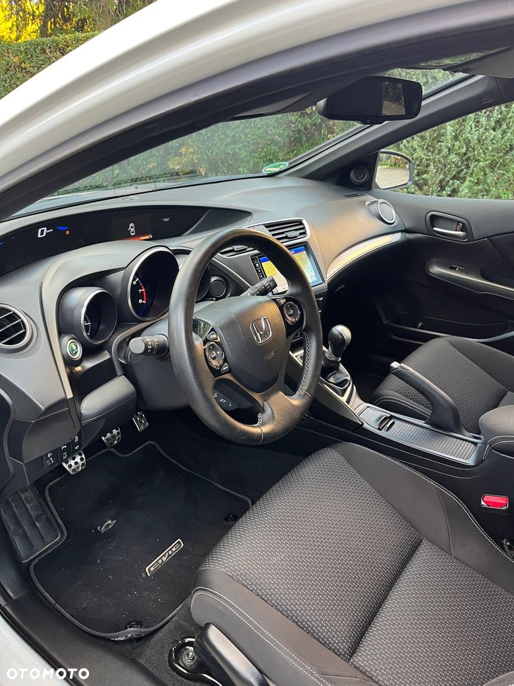 Honda Civic 1.8 i-VTEC Sport - 29