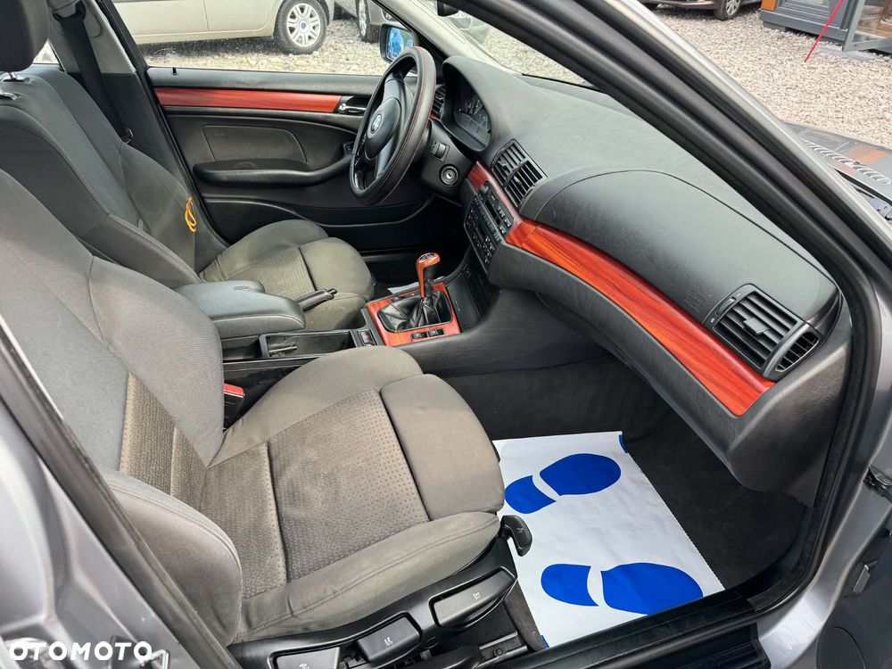 BMW Seria 3 320d - 9