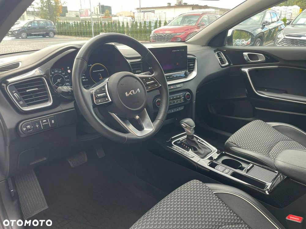 Kia XCeed 1.5 T-GDI Business Line DCT - 9