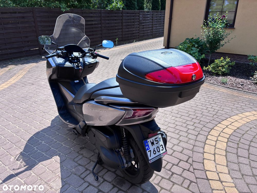 Honda NSS - 16