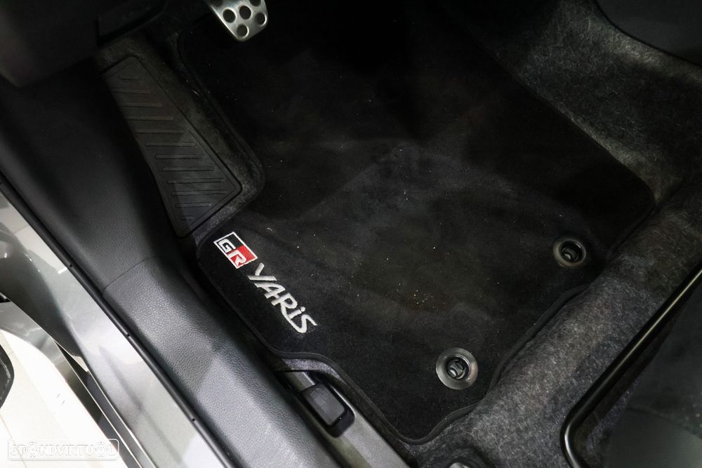 Toyota GR Yaris 1.6 T Legend T/M - 25