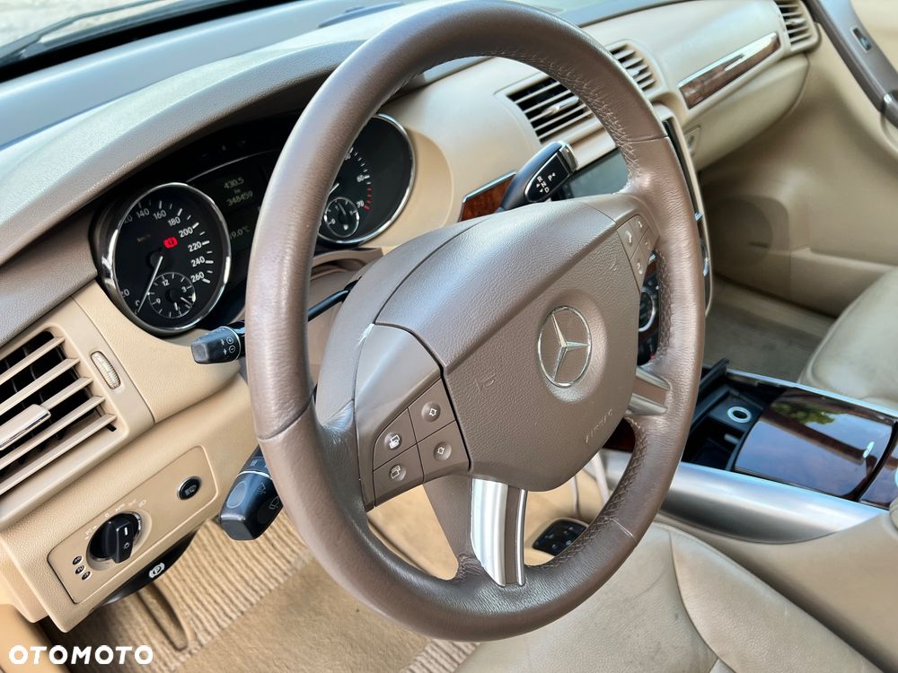 Mercedes-Benz Klasa R 500 L 4-Matic - 19