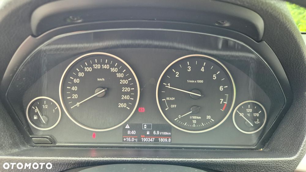 BMW Seria 3 318i Edition Luxury Line Purity - 11