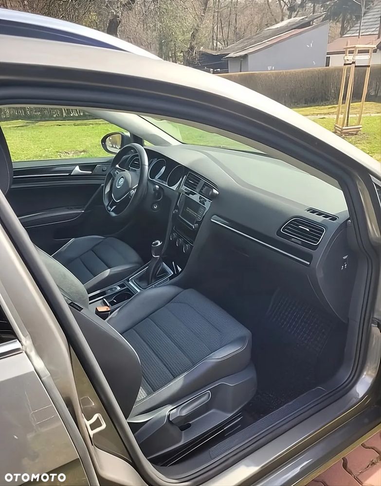 Volkswagen Golf 1.4 TSI BMT Highline - 11