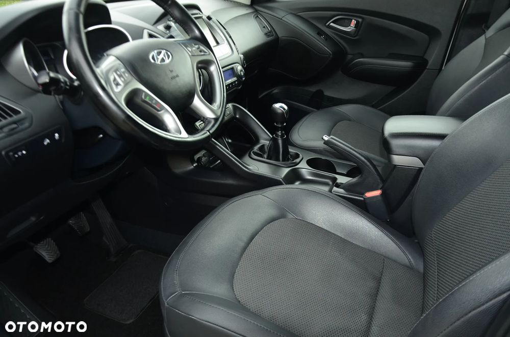 Hyundai ix35 1.7 CRDi Premium 2WD - 16