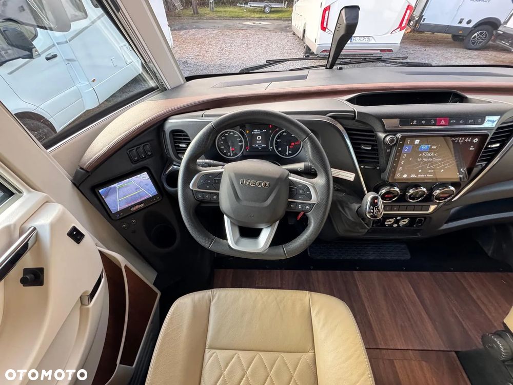 Carthago Liner for Two Iveco I 53L - 18