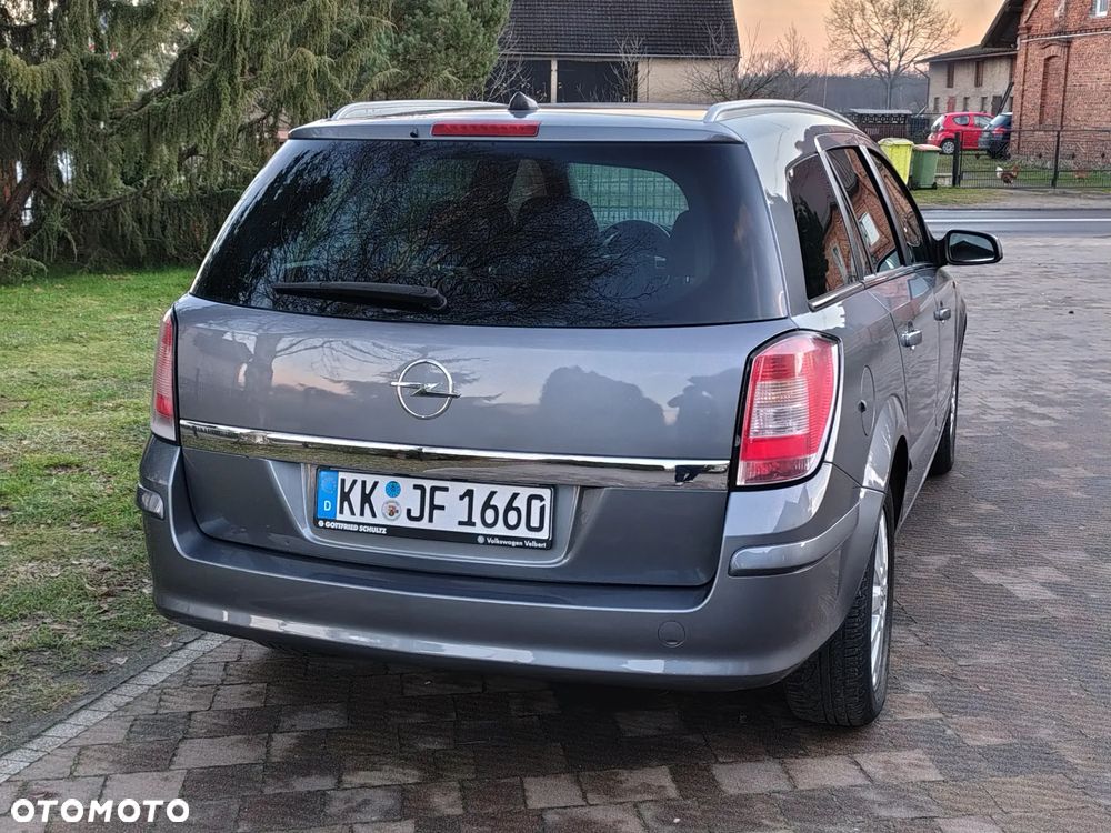 Opel Astra 1.6 Easytronic NAVI - 29