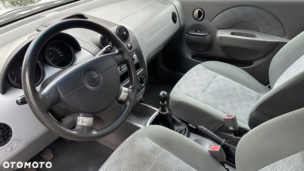 Chevrolet Aveo - 3