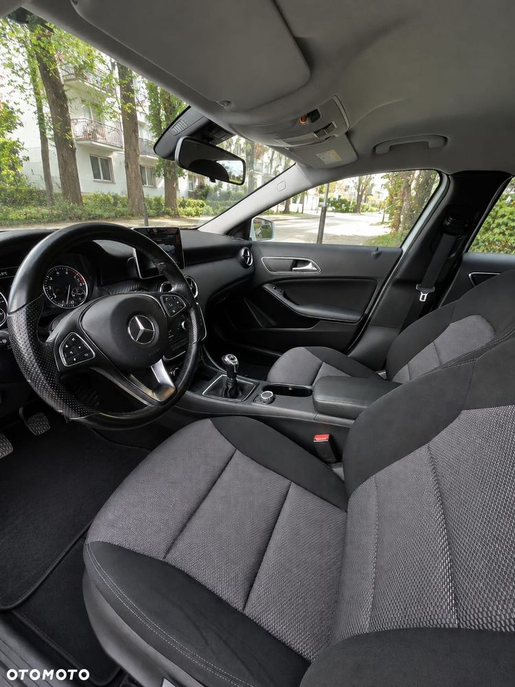 Mercedes-Benz GLA - 6
