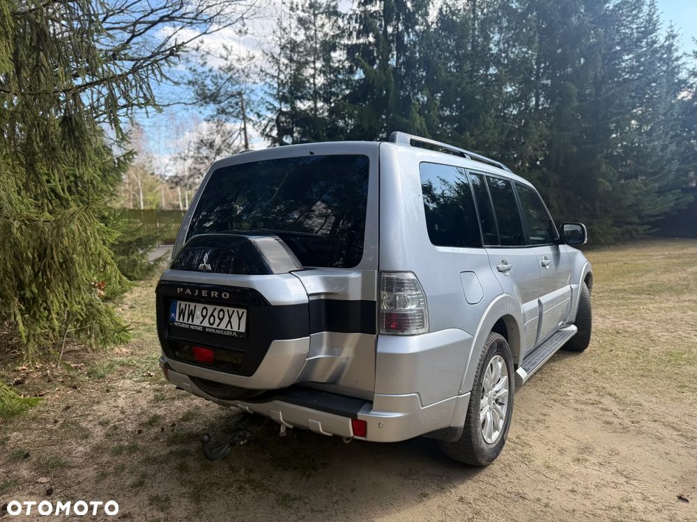 Mitsubishi Pajero 3.2 DID Instyle EU6 - 6