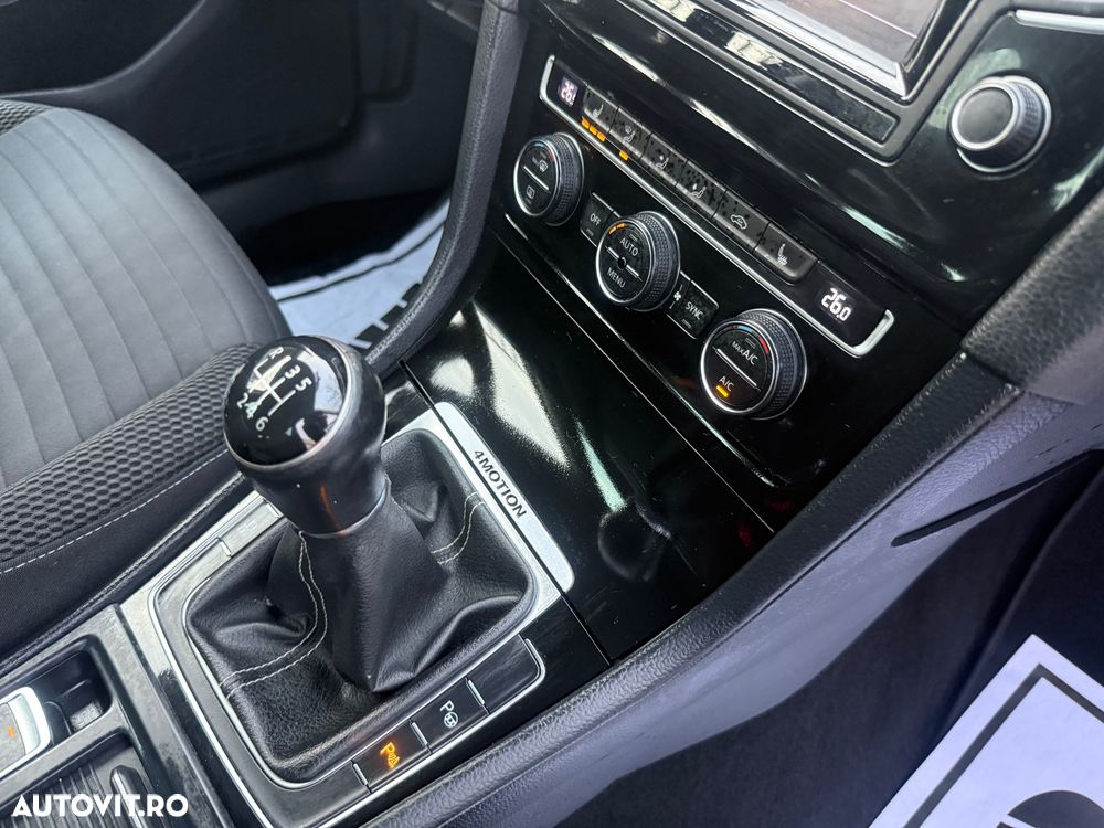 Volkswagen Golf 1.6 TDI 4Motion BlueMotion Technology Cup - 12