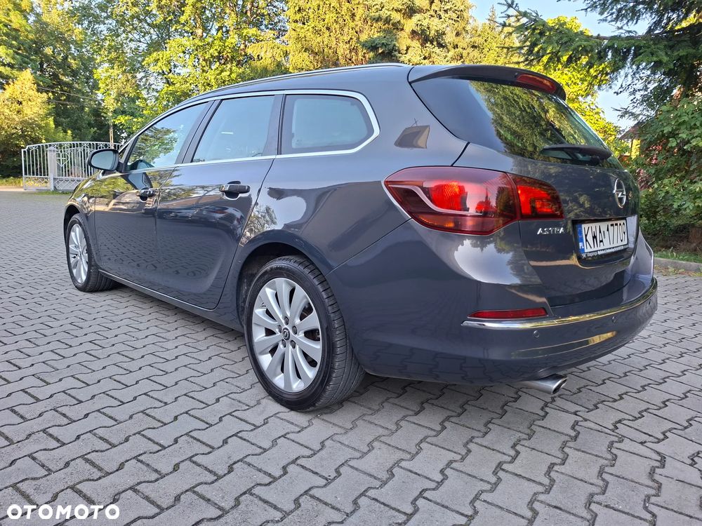 Opel Astra 1.4 T Cosmo - 9