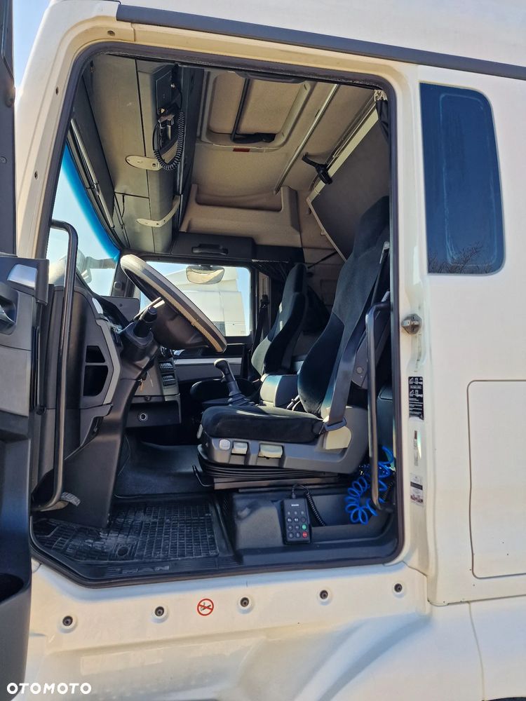 MAN TGX 18.440 EURO 5 - MEGA - MANUAL - ZADBANY - 6