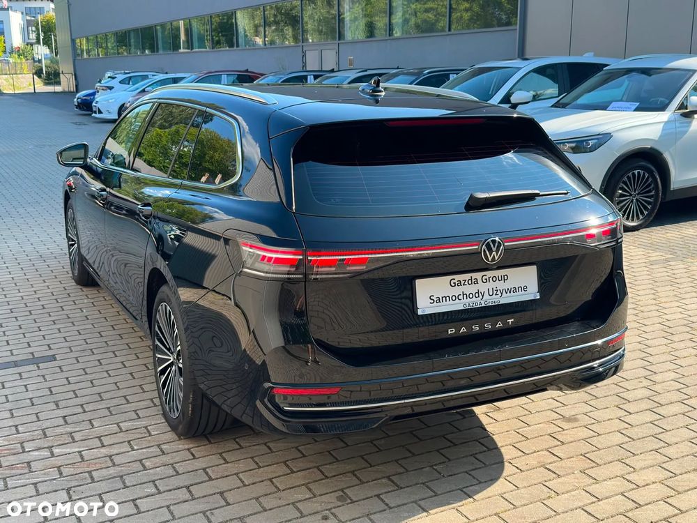 Volkswagen Passat 2.0 TDI SCR DSG Elegance - 10