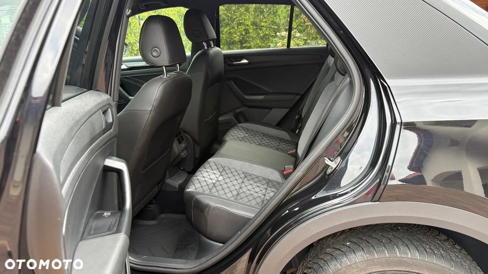 Volkswagen T-Roc 1.5 TSI R-Line Plus DSG - 33