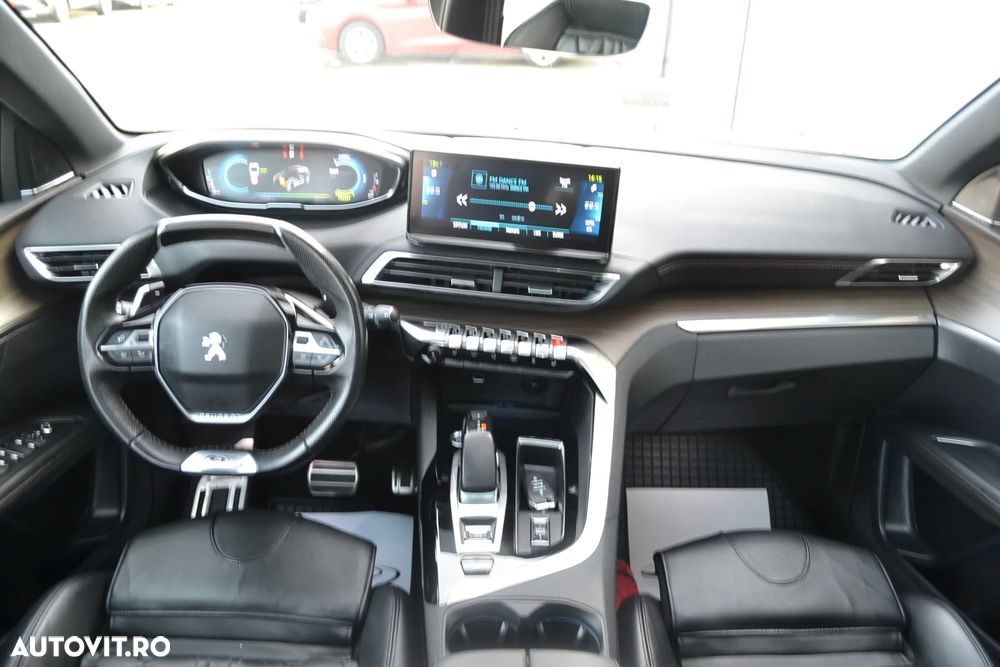 Peugeot 3008 PHEV EAT8 4X4 GT Pack - 29