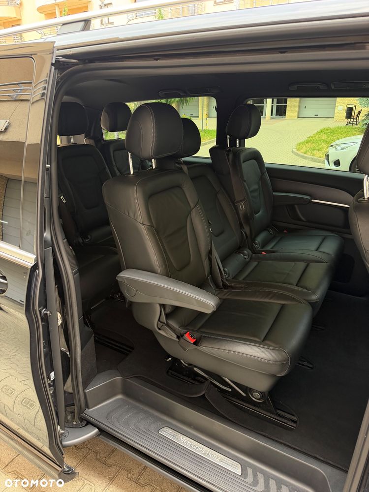 Mercedes-Benz Klasa V 300 d Avantgarde 9G-Tronic (d³ugi) - 16