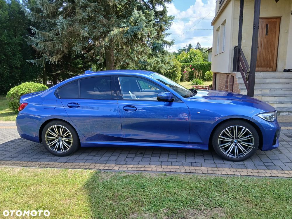 BMW Seria 3 320d xDrive mHEV M Sport - 4