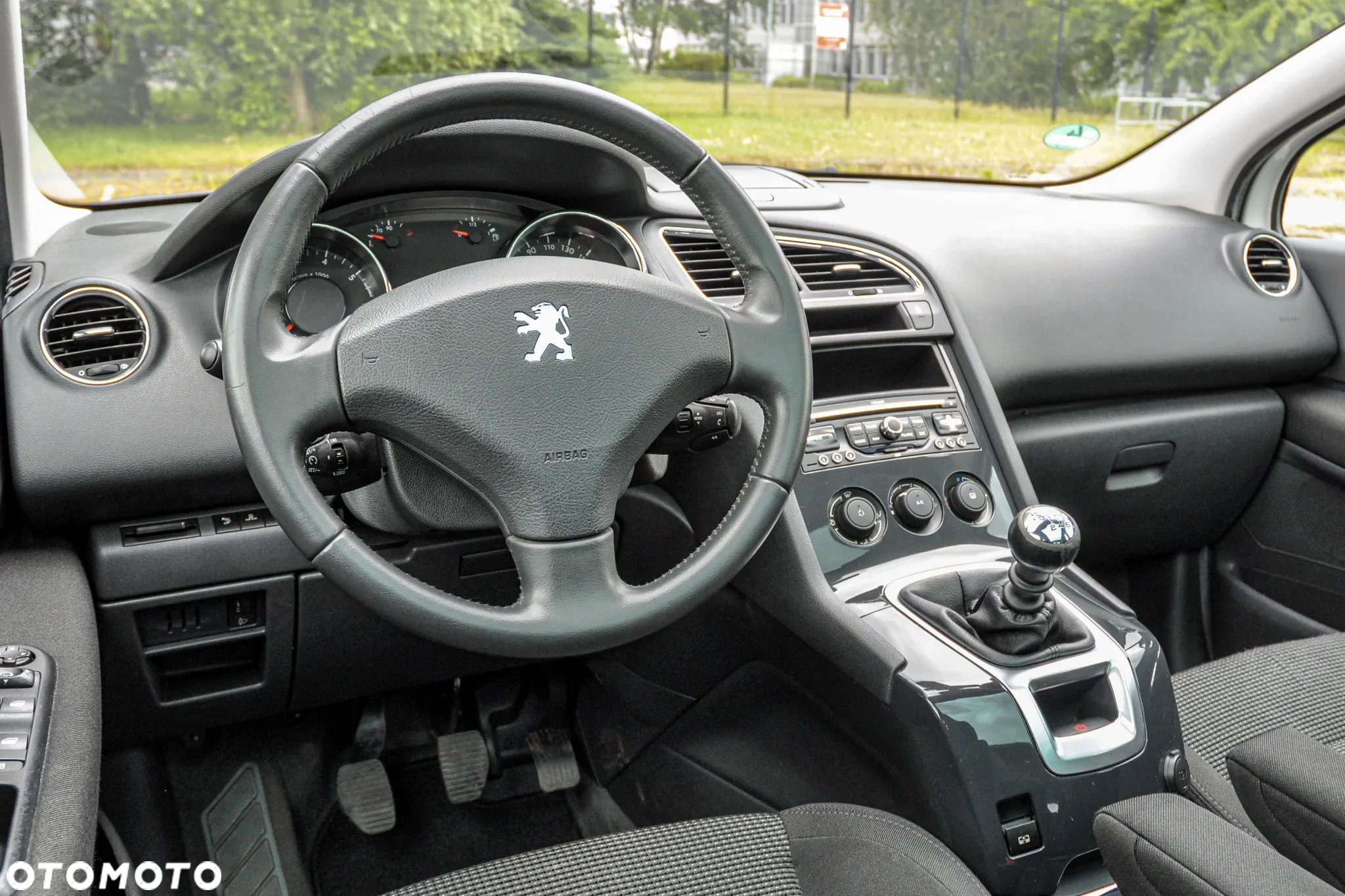 Peugeot 5008 1.6 THP Premium - 9