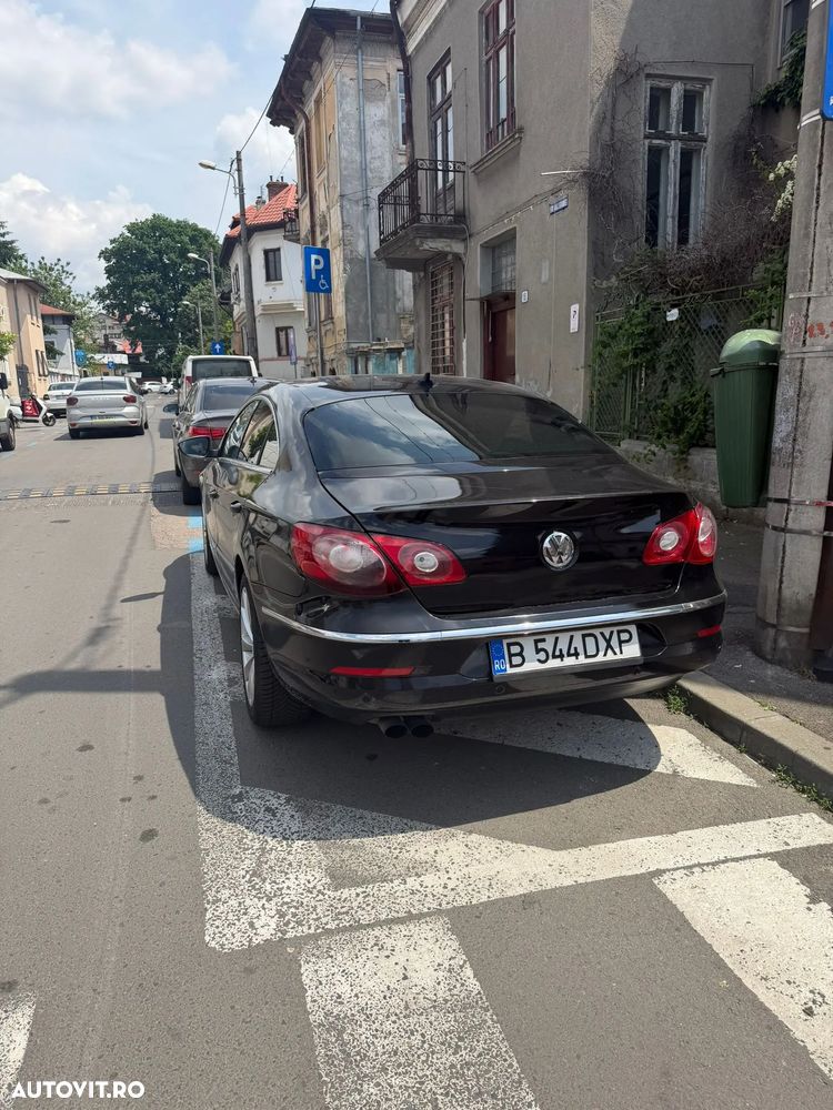 Volkswagen Passat CC - 12