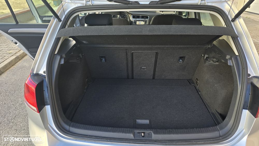 VW Golf 1.6 TDi GPS Edition - 23