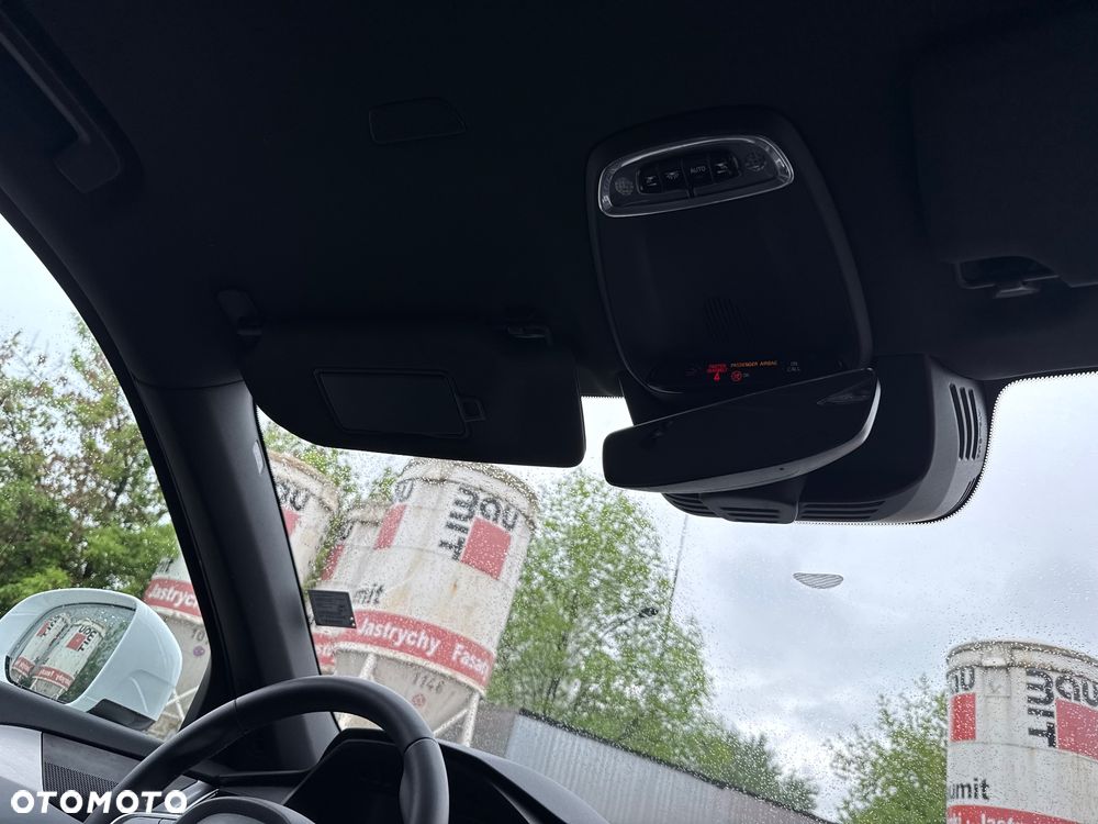 Volvo XC 90 D5 SCR AWD Momentum 7os - 31