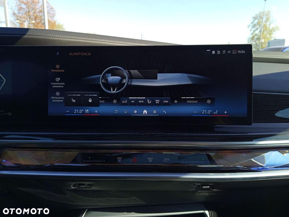 BMW Seria 7 - 18