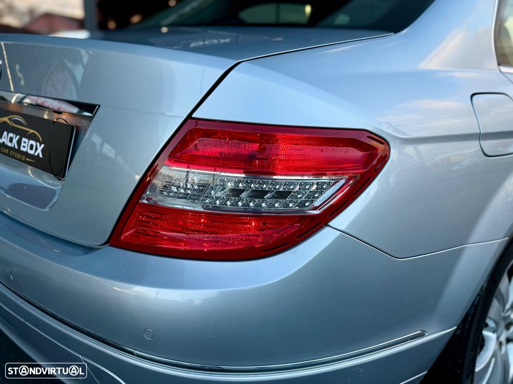 Mercedes-Benz C 220 CDI DPF Auto BlueEFFICIENCY Avantgarde - 26
