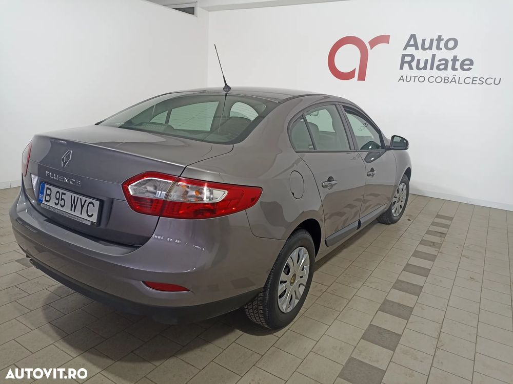 Renault Fluence 1.6 16V Expression - 4