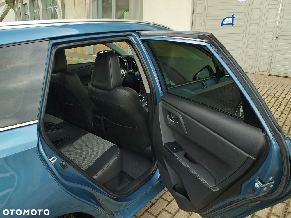 Toyota Auris - 25
