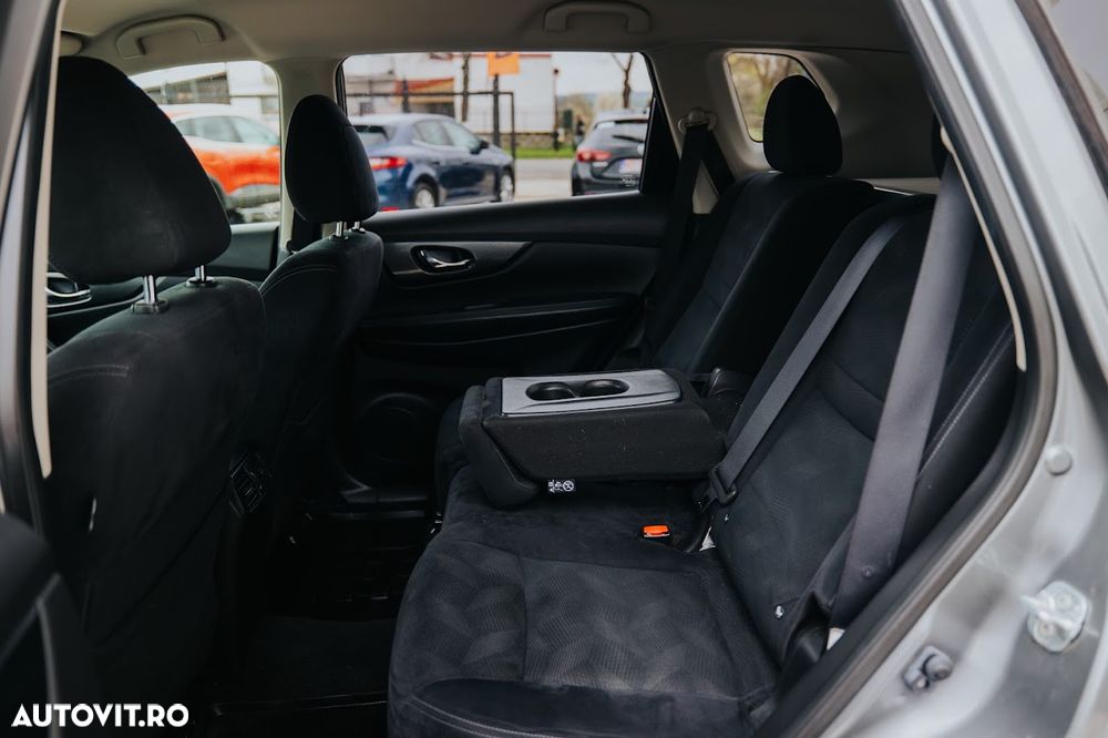 Nissan X-Trail 1.6 dCi Xtronic N-Connecta - 13