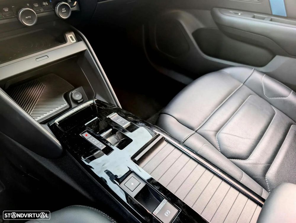 Citroën e-C4 50 kWh Shine - 12